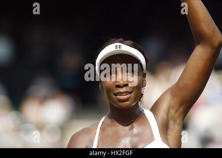 VENUS WILLIAMS USA USA WIMBLEDON LONDON ENGLAND 26. Juni 2010 Stockfoto