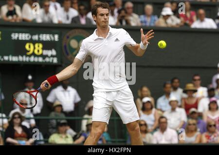 ANDY MURRAY Großbritannien Großbritannien WIMBLEDON LONDON ENGLAND 24. Juni 2010 Stockfoto