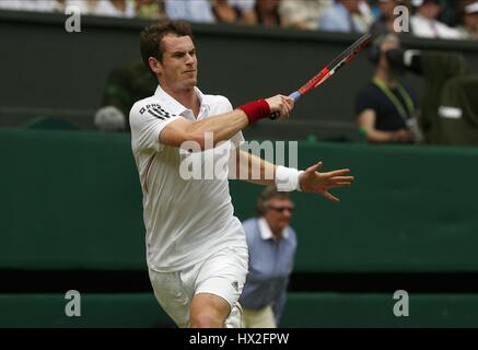 ANDY MURRAY Großbritannien Großbritannien WIMBLEDON LONDON ENGLAND 24. Juni 2010 Stockfoto