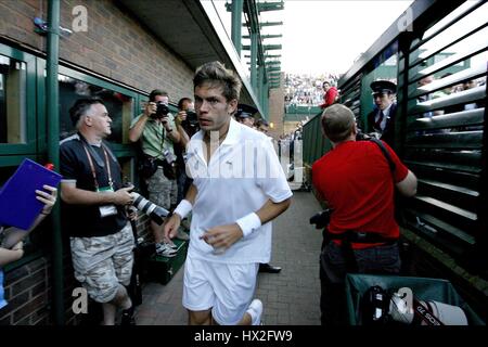 NICOLAS MAHUT Frankreich Frankreich WIMBLEDON LONDON ENGLAND 23. Juni 2010 Stockfoto