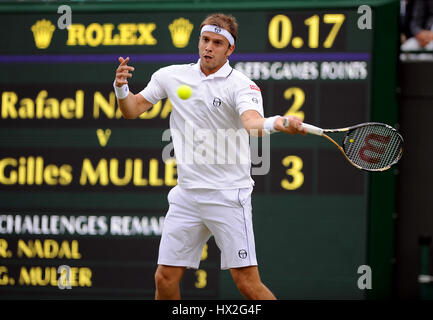 GILLES MULLER LUXEMBURG LUXEMBURG WIMBLEDON LAWN TENNIS CLUB WIMBLEDON ENGLAND 24. Juni 2011 Stockfoto