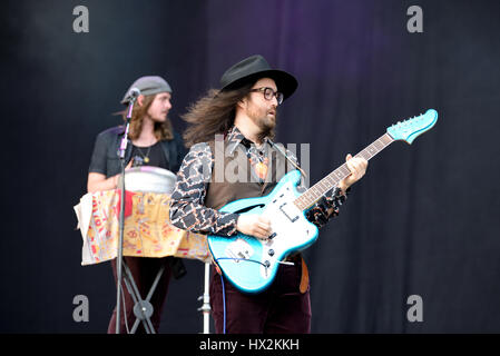 BARCELONA - 30 Mai: The Ghost von Saber Tooth Tiger (Band) führt auf Primavera Sound Festival 2015 am 30. Mai 2015 in Barcelona, Spanien. Stockfoto