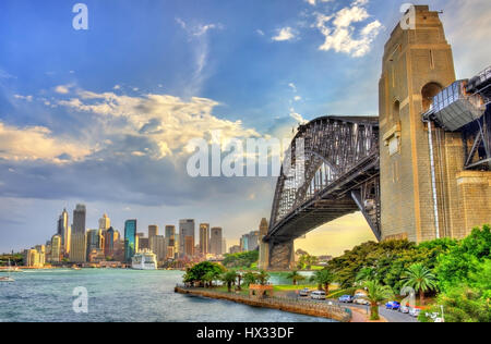 Sydney Harbour Bridge aus Milsons Point, Australien. Stockfoto