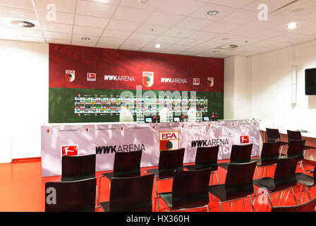 Besuch WWK Arena - das offizielle Stadion des FC Augsburg Stockfoto