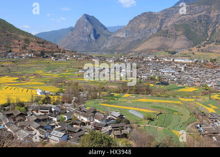 ShiGu Dorf nahe Lijiang, Luftbild. ShiGu in Yunnan, China, und war Teil der südlichen Seidenstraße oder ChaMa GuDao Stockfoto