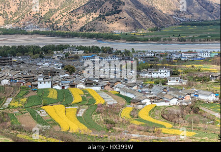 ShiGu Dorf nahe Lijiang, Luftbild. ShiGu in Yunnan, China, und war Teil der südlichen Seidenstraße oder ChaMa GuDao Stockfoto