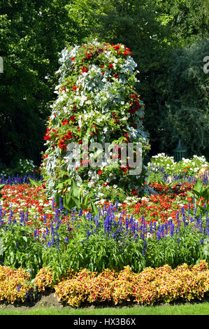 Blumenbeete in Jephson Gärten Leamington Spa, Warwickshire Stockfoto