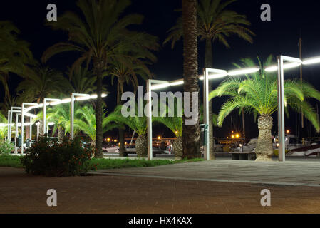 Übernachtung im Hafen von Alcudia. Stockfoto