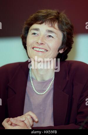 ESTELLE MORRIS MP BILDUNGSMINISTER 3. Mai 1997 Stockfoto