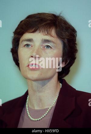 ESTELLE MORRIS MP BILDUNGSMINISTER 3. Mai 1997 Stockfoto