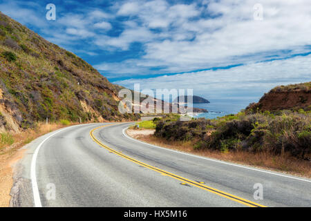 Pacific Coast Highway (Highway 1) am südlichen Ende des Big Sur, Kalifornien Stockfoto