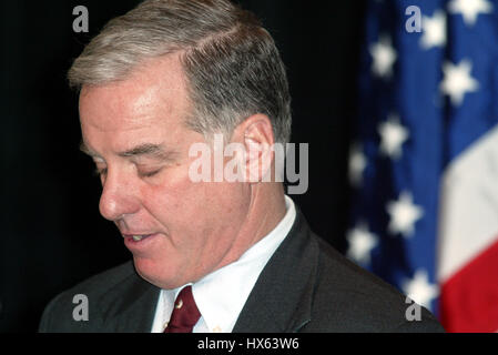 HOWARD DEAN US-PRÄSIDENTSCHAFTSKANDIDAT 15. Dezember 2003 CENTURY CITY LOS ANGELES USA Stockfoto