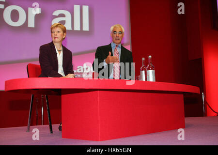 ALISTAIR Liebling MP s STATE TRANSPORT & SCOTLAN 27. September 2004 die BRIGHTON CENTRE BRIGHTON ENGLAND Stockfoto