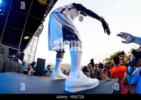 BENICASSIM, Spanien - JUL 19: Public Enemy (Hip-Hop-Gruppe) im Konzert am FIB Festival am 19. Juli 2015 in Benicassim, Spanien. Stockfoto