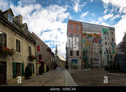 Quebec Fresco (Fresque des Quebecois) und Place Royale - Quebec City, Kanada Stockfoto