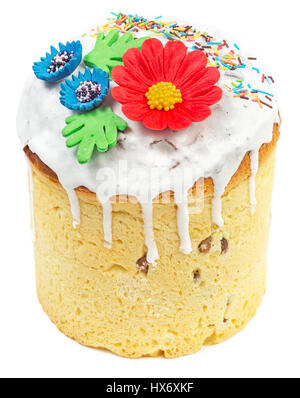 Süße Osterkuchen mit Blumen isoliert auf weißem Hintergrund. Stockfoto