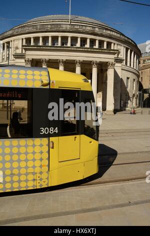 Metrolink Straßenbahn in St Peter es Square im Stadtzentrum von Manchester. Stockfoto