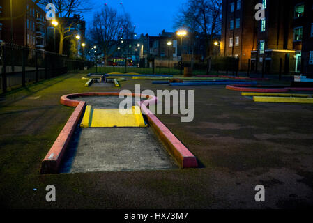 Camden Sozialsiedlung Minigolf Spielplatz Stockfoto