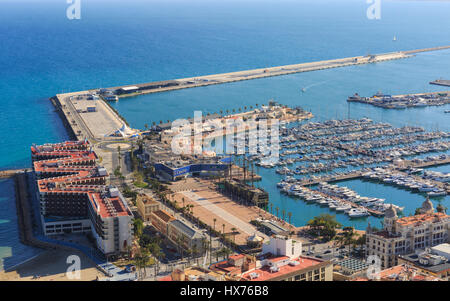 Panoramablick über Alicante Hafen und Marina, Alicante, Spanien Stockfoto