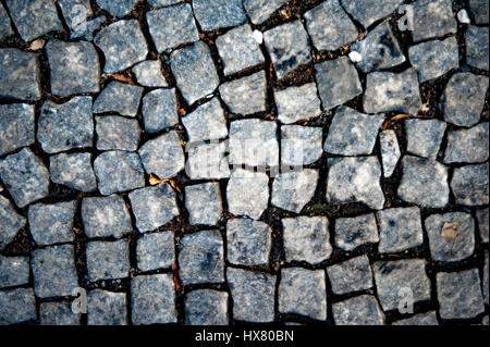 Kopfsteinpflaster Muster aus Granitwürfel. Stockfoto