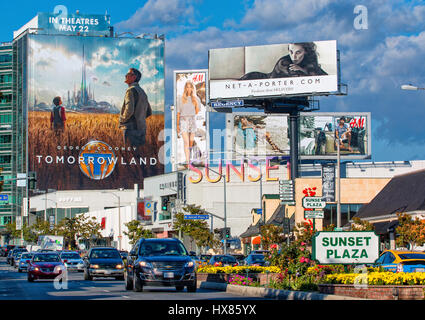 Riesenposter über Sunset Boulevard Stockfoto