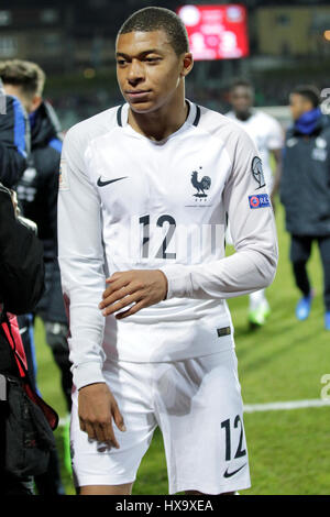 Stade Josy Barthel, Luxemburg Stadt, Luxemburg; WM 2018 Qualifikation Weltfußball, Luxemburg und Frankreich; Kylian Mbappé, Frankreich. 25. März 2017. Bildnachweis: Laurent Lairys/Agence Locevaphotos/Alamy Live-Nachrichten Stockfoto