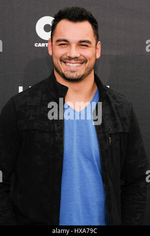 Joseph Fauria kommt bei den 4. jährliche Cartoon Network Halle von Game Awards Barker Hangar am 15. Februar 2014 in Santa Monica, Kalifornien. Stockfoto
