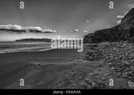 Langre Strand ist ein arenal in der Nähe der Stadt Langre, in der Gemeinde Ribamontán al Mar im Golf von Biskaya, Kantabrien, nördlich von Spanien, Europa Stockfoto