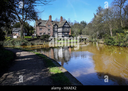 Paket Haus, Dorf Worsley, Salford, Großbritannien Stockfoto