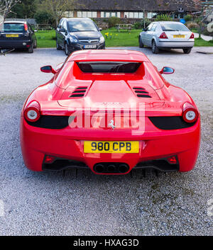 Ferrari 458 Spider geparkt und stationär. Stockfoto