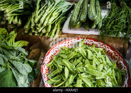 Cloe-Up von Gemüse auf dem lokalen Markt, Chinatown, Asien, Bangkok, Thailan Stockfoto