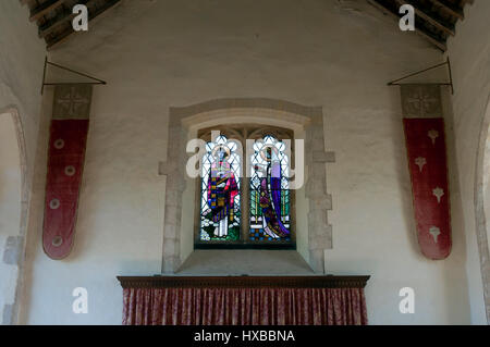 Banner und Ostfenster, St.-Margarethen Kirche, Burnham Norton, Norfolk, England, UK Stockfoto