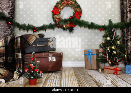 Silvester innere Zusammensetzung Garland und Kugeln auf die Christm Stockfoto