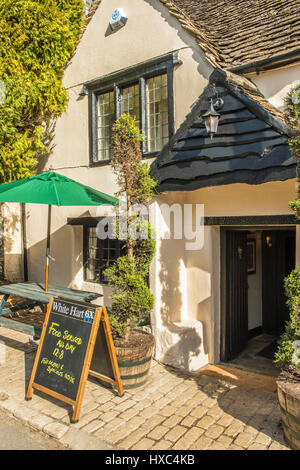 Das White Hart Inn at Castle Combe-Wiltshire England Stockfoto