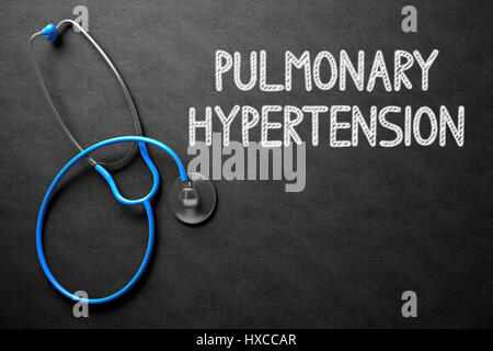 Pulmonale Hypertonie an Tafel. 3D Illustration. Stockfoto