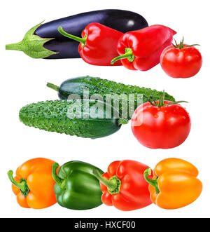 Frische Gemüse Gurken, Auberginen, Tomaten und Paprika, die isoliert auf weißem Hintergrund Stockfoto