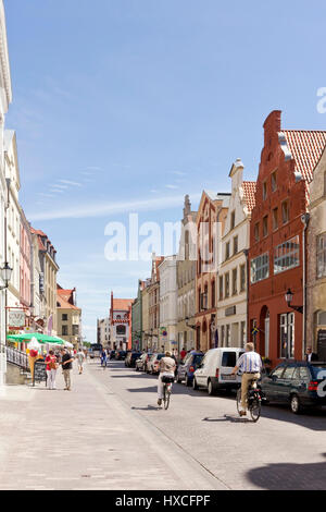 Geschäft befindet sich in einer Einkaufsstraße in der alten Stadt Wismar, gewerblich genutzten Gebäuden in einer Einkaufsstraße in der alten Stadt Wismar |, Geschäftshäuser Stockfoto
