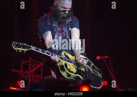 Tim Armstrong Mitglied der Band Rancid führt auf Estereopicnic Music Festival am 23. März 2017 in Bogota, Kolumbien Stockfoto