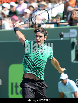 Miami, Key Biscayne, Florida, USA. 27. März 2017. Roger Federer (SUI) Niederlagen Juan Martin del Potro (ARG) mit 6-3, 6-4, bei den Miami Open gespielt im Crandon Park Tennis Center in Miami, Key Biscayne, Florida. Bildnachweis: Csm/Alamy Live-Nachrichten Stockfoto