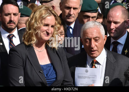 Royal Courts of Justice, London, UK. 28. März 2017. Claire Blackman. Marine A, Sergeant Alexander Blackman, 42 ist innerhalb von Wochen freigegeben werden. Bildnachweis: Matthew Chattle/Alamy Live-Nachrichten Stockfoto