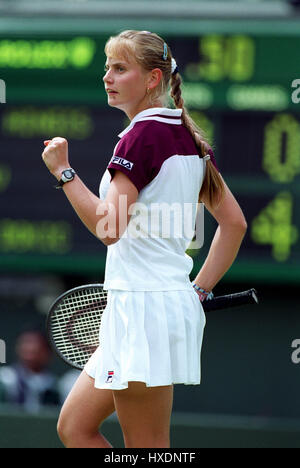 JELENA DOKIC WIMBLEDON 1999 22. Juni 1999 Stockfoto