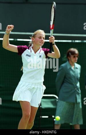 JELENA DOKIC WIMBLEDON 1999 22. Juni 1999 Stockfoto