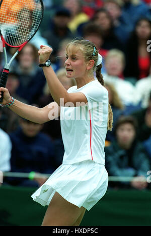 JELENA DOKIC WIMBLEDON 1999 30. Juni 1999 Stockfoto