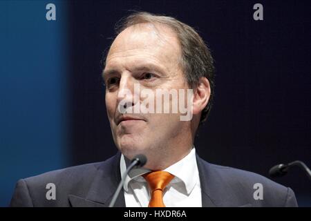 SIMON HUGHES MP stellvertretender Leiter LIBERALDEMOKRATEN 21. September 2010 der AAC LIVERPOOL ENGLAND Stockfoto