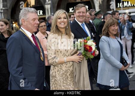 DIETER REITER Königin MAXIMA König WILLEM-ALEXANDER & PETRA REITER König & Königin der Niederlande 13. April 2016 MARIENPLATZ MUNI Stockfoto