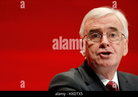 JOHN MCDONNELL MP Schatten Kanzler 26. September 2016 ACC LIVERPOOL LIVERPOOL ENGLAND Stockfoto