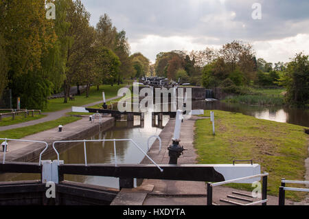 Hatton Schleusen am Grand Union Canal, Warwickshire, Großbritannien Stockfoto