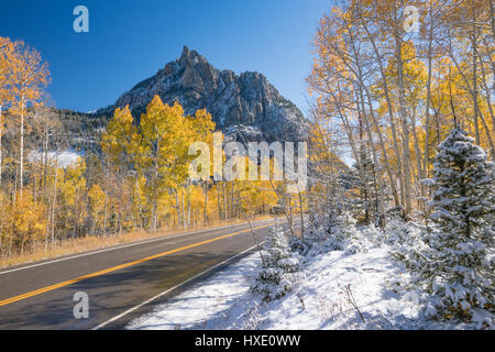 Herbst Schnee in den San Juan Mountains Weg 145 Stockfoto