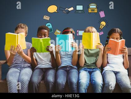 Digital Composite Kinder mit Büchern und Bildung Grafiken Zeichnungen Stockfoto