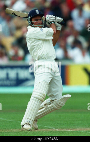 MARK MCLAUGHLIN ENGLAND & MIDDLESEX CCC 16. Juni 1998 Stockfoto